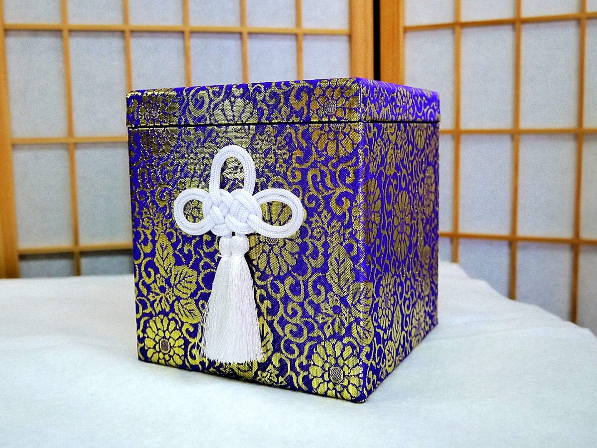 ペットを失った日から始まる静かな闘い心の闇を灯す位牌作りの真実