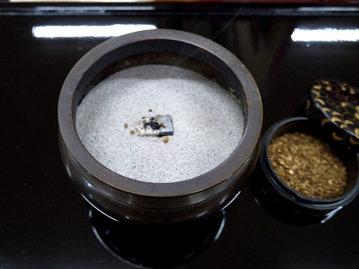 自宅の魂は本当に安らかかネット通販位牌が心を放つ不安な真実